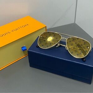 Louis Vuitton Gold Aviator Sunglasses